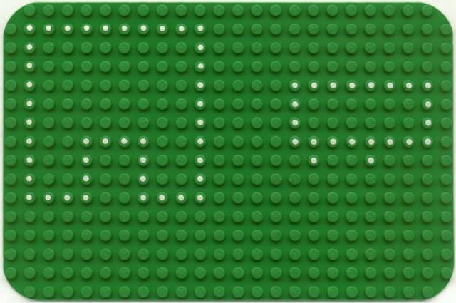 Baseplate 16 x 24 with Rounded Corners and Set 362/550 Dots Pattern