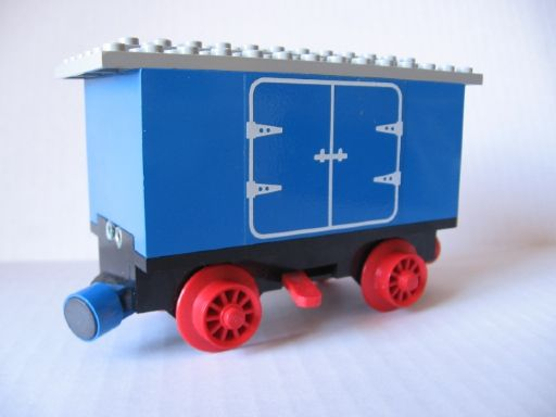 Train Battery Box Car with Switch and Red Wheels and Cargo Doors Pattern on Both Sides (Stickers) - Set 7720 (Undetermined Type)