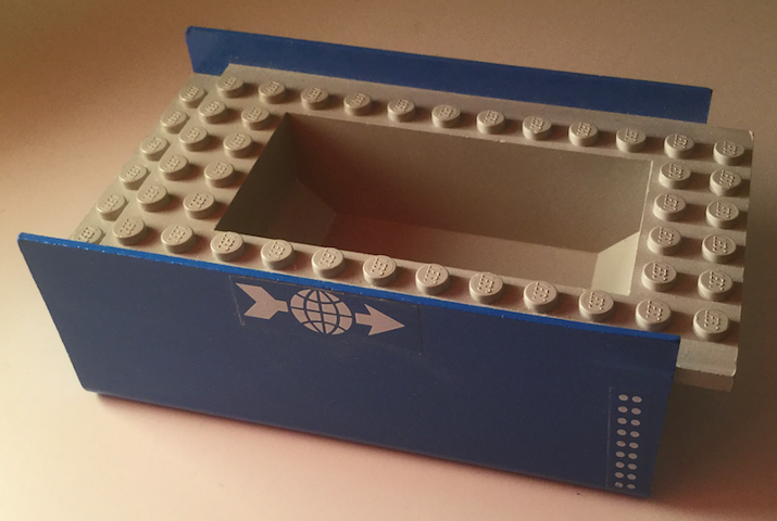 Boat, Hull Smooth Middle 12 x 6 x 3 1/3, Deck Color Light Gray with White Globe, Arrow, and Double Dots Pattern on Both Sides (Stickers) - Set 4015