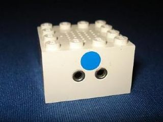 Electric, Train 4.5V Microphone 4 x 4 x 2 with Horizontal Plug Sockets