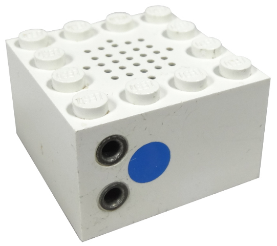 Electric, Train 4.5V Microphone 4 x 4 x 2 with Vertical Plug Sockets