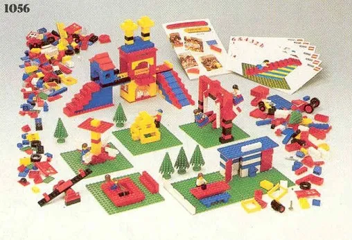 Basic School Pack - 773 elements with teacher's manual