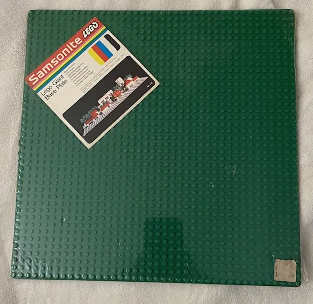 2 40 x 40 Baseplates