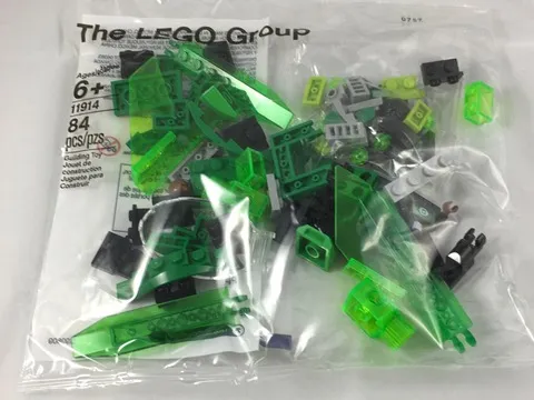 Parts for DC Comics Super Heroes: Build Your Own Adventure (included in Book 9781465460899) polybag