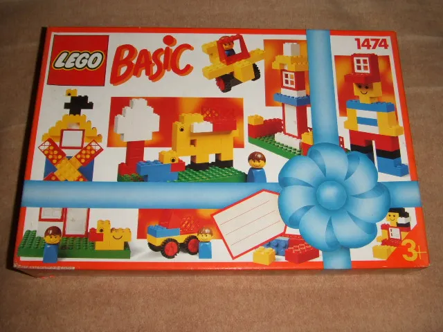 Basic Building Set with Gift Item