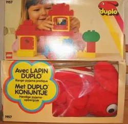 Building Set with Storage Bunny