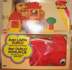 Building Set with Storage Bunny