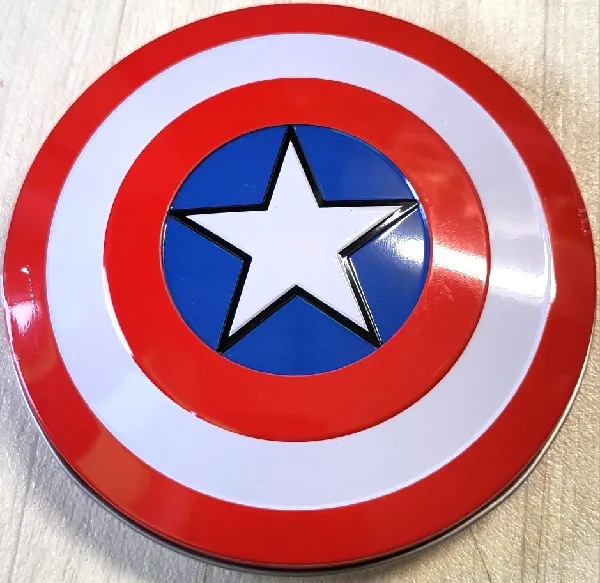 Captain America metal box {Shield Shaped Box Version}