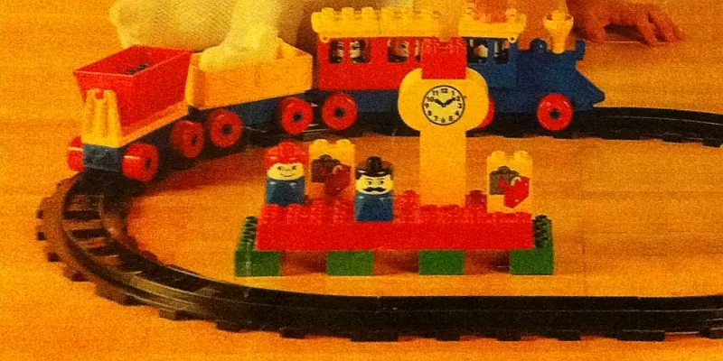 {Train Set with Station}