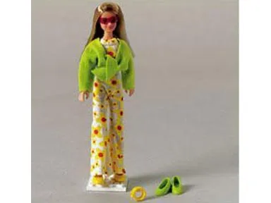 Marie in Happy Flowers