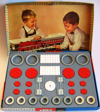 Large & Small Wheels & Turn-Table