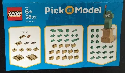 LEGO Brand Store Pick-a-Model - Statue of Liberty blister pack