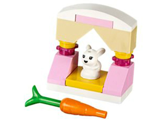 Advent Calendar 2015, Friends (Day 12) - Stand with Bunny / Rabbit and Carrot