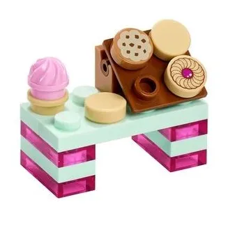 Advent Calendar 2020, Friends (Day 10) - Pastry Stand