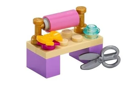 Advent Calendar 2020, Friends (Day 16) - Gift Wrap Stand