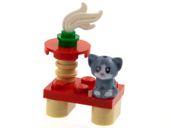 Advent Calendar 2021, Friends (Day 15) - Table and Cat