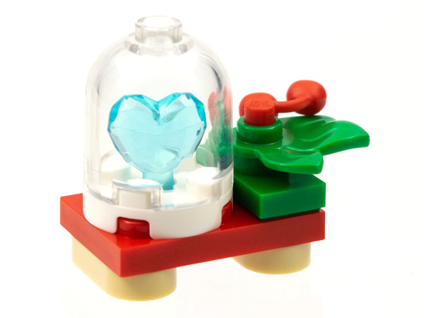 Advent Calendar 2021, Friends (Day  5) - Heart Jewel and Holly