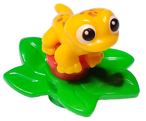 Advent Calendar 2023, Friends (Day  7) - Lizard / Gecko on Holly