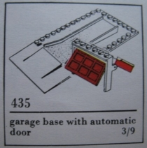 Garage Plate and Door (The Building Toy)