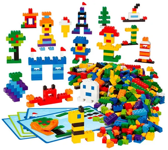 Creative LEGO Brick Set