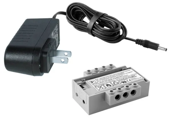 WeDo 2.0 Add-On Power Pack (120V - 10V)