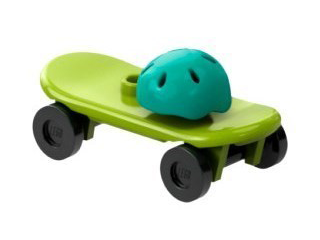 Advent Calendar 2024, City (Day  4) - Skateboard and Helmet