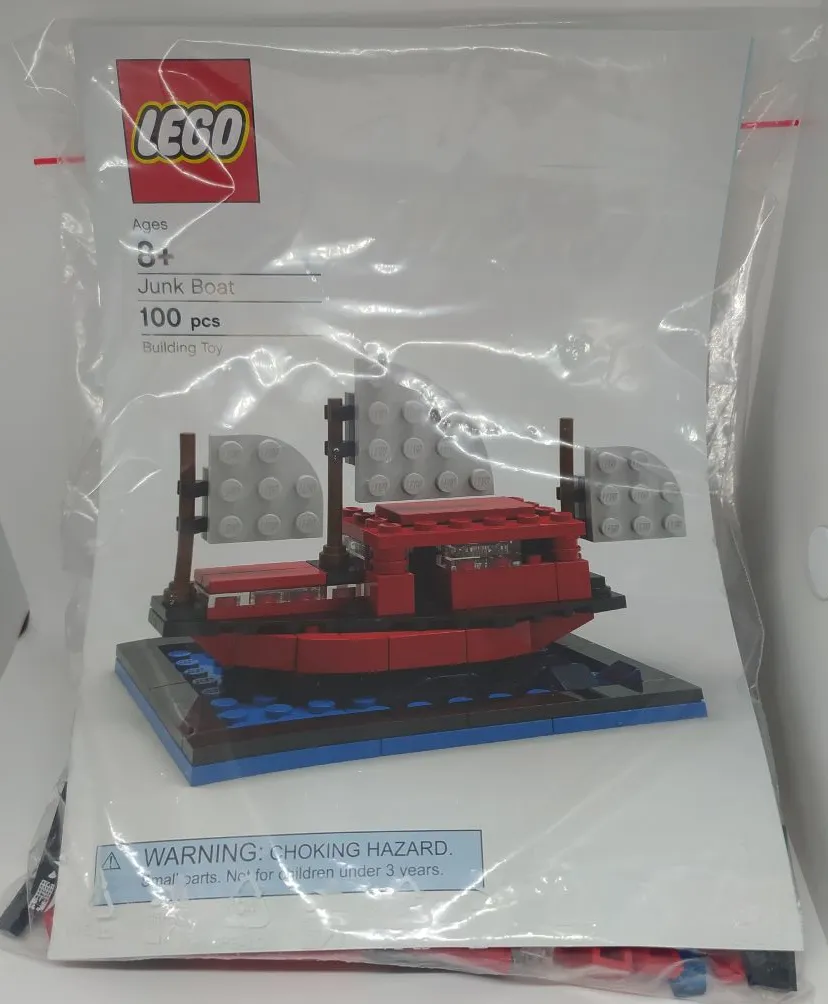 LEGO Brand Store Exclusive Build - Junk Boat