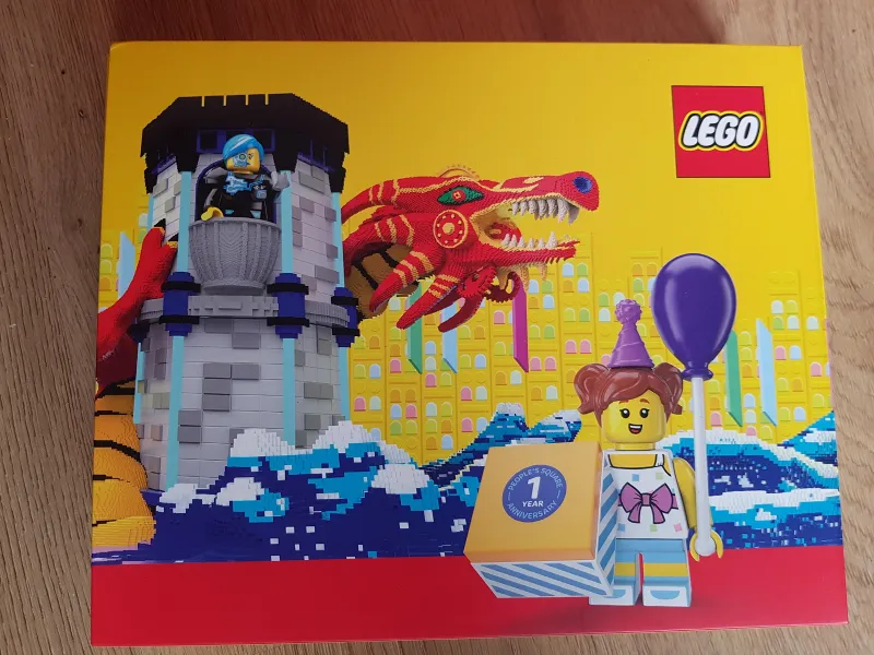 Shanghai Castle - LEGO Store Shanghai People's Square 1 Year Anniversary