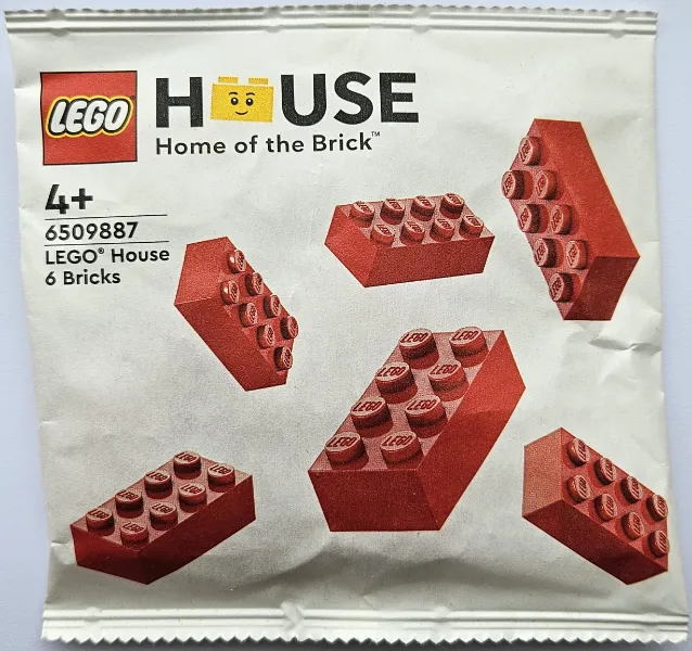 LEGO House 6 Bricks paper bag