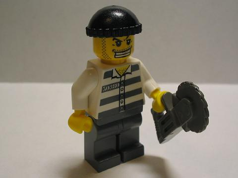 Advent Calendar 2005, City (Day  6) - Criminal and Buzz Saw