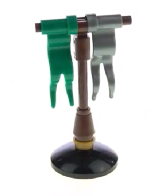 Advent Calendar 2019, Harry Potter (Day  9) - Slytherin Flagstand