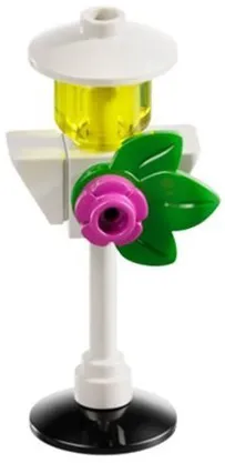 Advent Calendar 2026, Marvel Super Heroes (Day 16) - Street Light with Garland