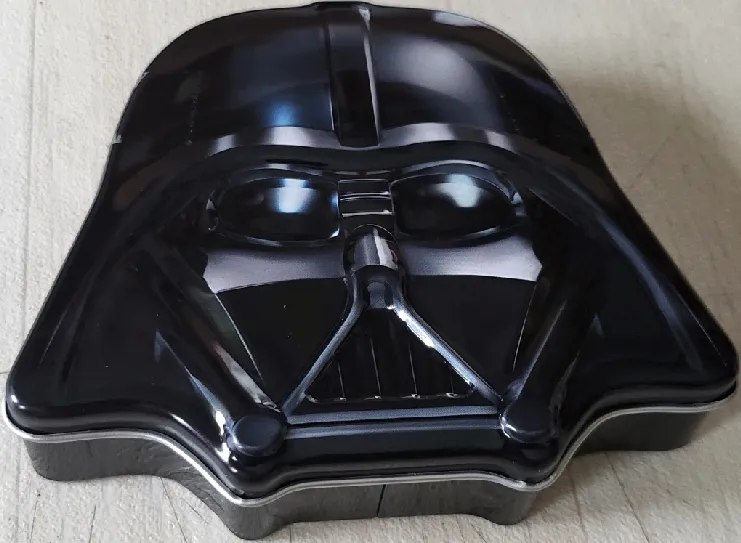 Darth Vader metal box {Helmet Shaped Box Version}