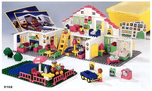 Large Duplo House