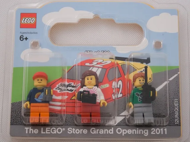 LEGO Store Grand Opening Exclusive Set, Castleton Square, Indianapolis, IN blister pack