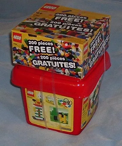 Fun with Bricks and Creator 200 Piece Box of Bricks (Toys "R" Us Exclusive)