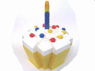 LEGOLAND California 10th Birthday Cupcake Box (LEGOLAND California Ambassador Pass Exclusive)
