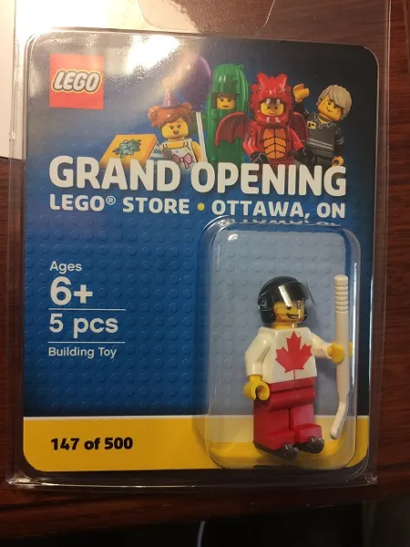 LEGO Store Grand Opening Exclusive Set, Rideau Centre, Ottawa, ON, Canada blister pack