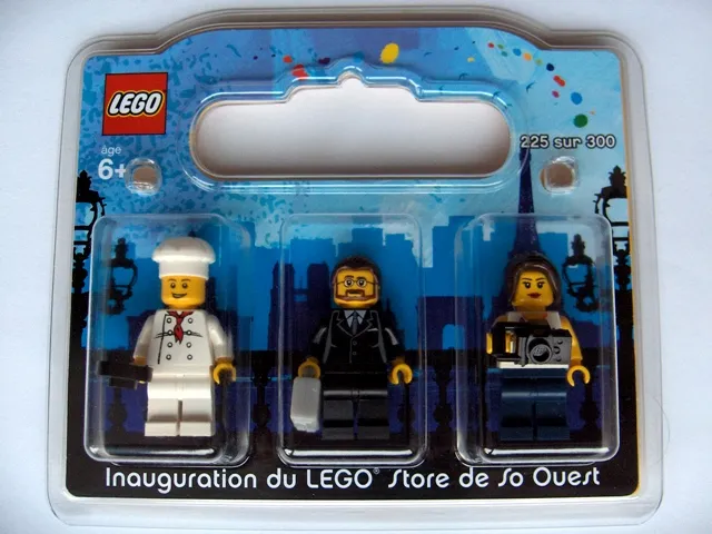 LEGO Store Grand Opening Exclusive Set, Paris, France (So Ouest) blister pack