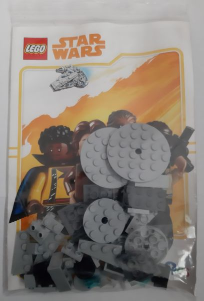 Toys "R" Us Exclusive Build - Millennium Falcon