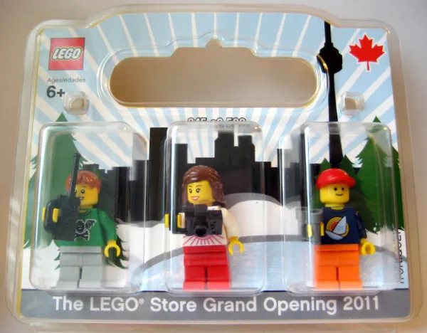 LEGO Store Grand Opening Exclusive Set, Sherway Gardens Mall, Toronto, ON, Canada blister pack