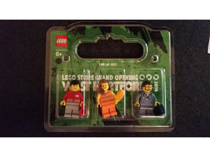 LEGO Store Grand Opening Exclusive Set, Westfarms Mall, West Hartford, CT blister pack