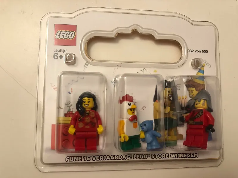LEGO Store 1st Anniversary Exclusive Set, Wijnegem, Belgium Blister Pack