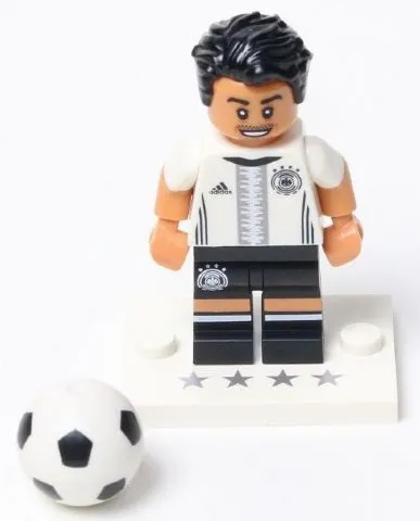 Mesut Özil, Deutscher Fussball-Bund / DFB (Complete Set with Stand and Accessories)