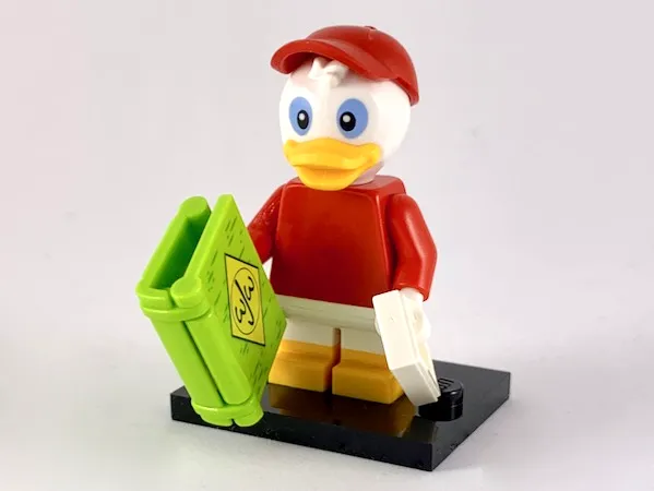 Huey Duck, Disney, Series 2 (Complete Set with Stand and Accessories)