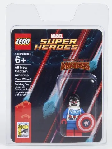 All New Captain America (Sam Wilson) - San Diego Comic-Con 2015 Exclusive blister pack