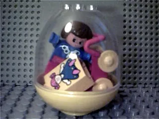 Egg Fun, Yellow - Woman with Baby (Complete Set)