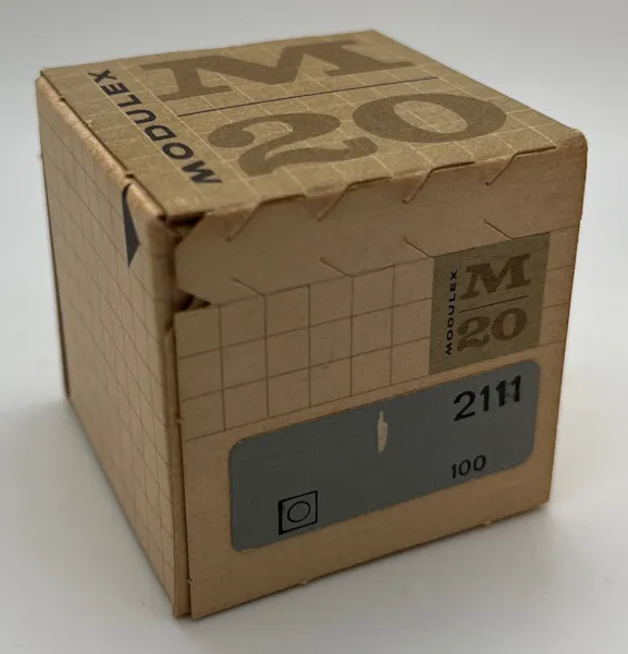 Modulex Brick 1 x 1 (Lego on studs) - Box of 100, Mx Light Gray